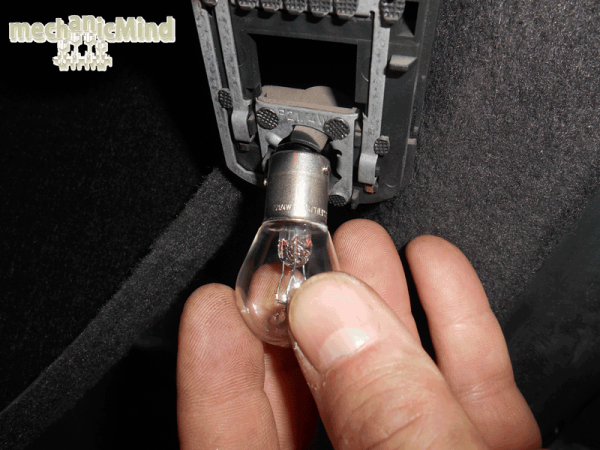 Figura 5: E' mostrata la lampadina multifunzione