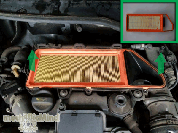 Figura 3: Filtro dell'aria nella sua sede