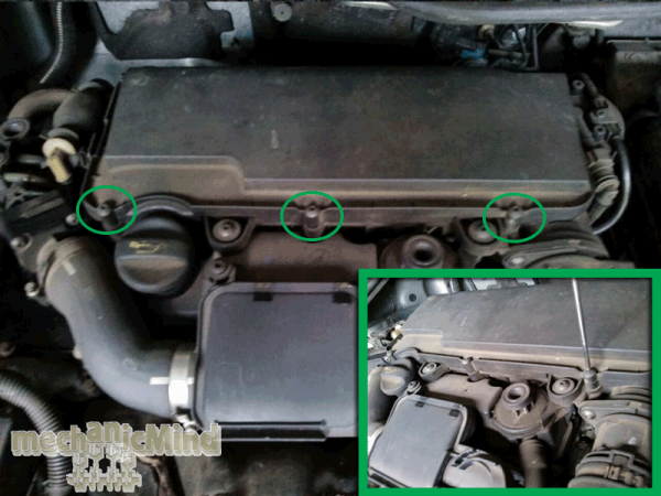 Figura 2: Smontare il coperchio della scatola filtro svitando le 3 viti indicate