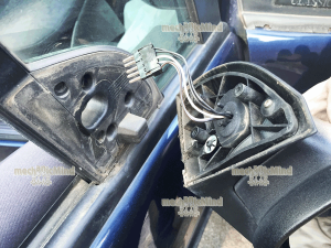 Figura 3: Rimuoviamo lo specchietto